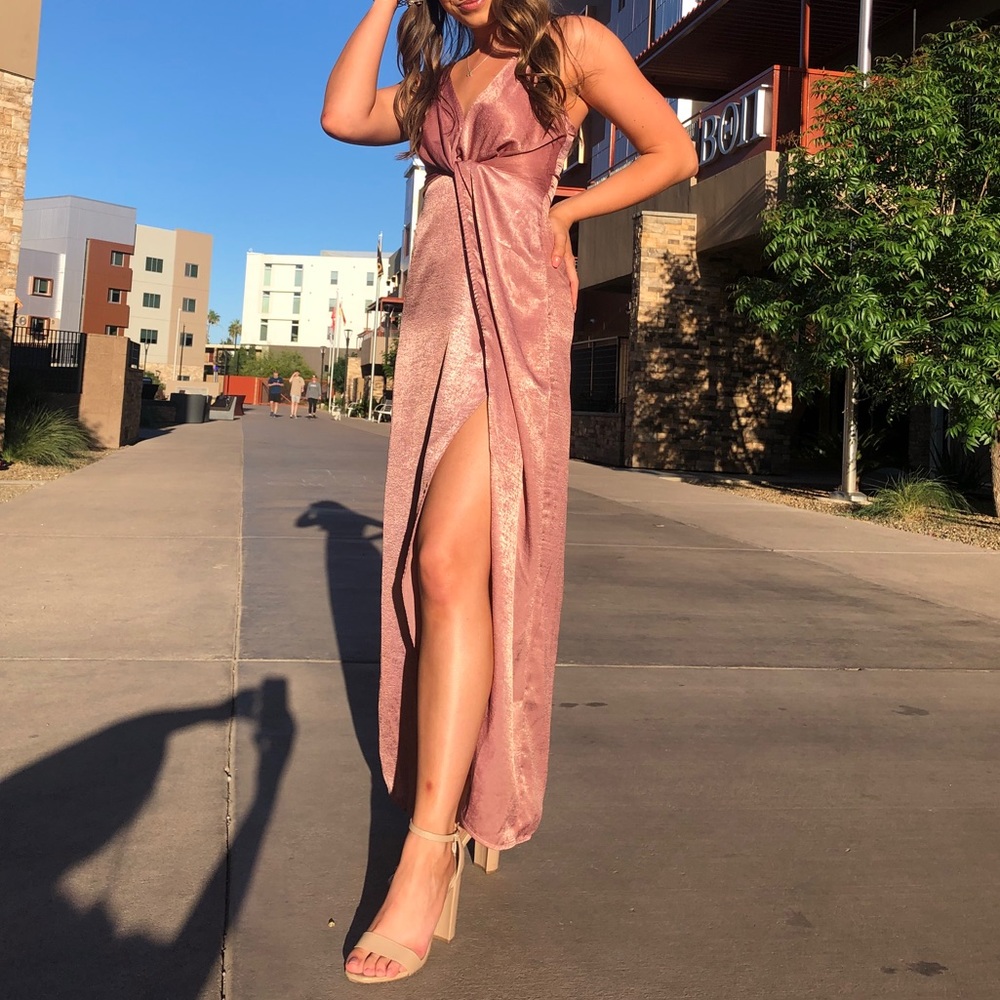 Misguided long pink dress with slit in leg